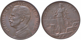 Vittorio Emanuele III (1900-1946) 5 Centesimi 1915 - Nomisma 1345 CU Screpolatura al R/. Tracce di rame rosso