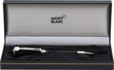 MONTBLANC Penna roller - JOHN LENNON SPECIAL EDITION. Corpo della penna in pregiata resina nera e finiture argentate. Oggetto in ottimo stato conserva...