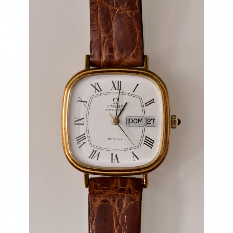 OMEGA de Ville Automatic. Ref. 8424/21 Cal. 1022 a carica automatica. Cassa quad...