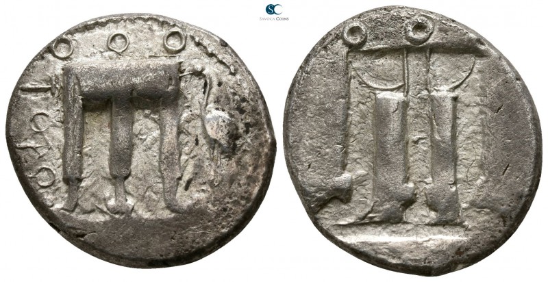 Bruttium. Kroton 530-500 BC. 
Nomos AR

21mm., 8,14g.

Tripod, legs termina...