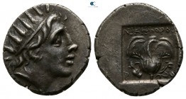 Caria. Rhodos . ΝΙΚΗΦΟΡΟΣ, magistrate circa 88-84 BC. Plinthophoric Drachm AR
