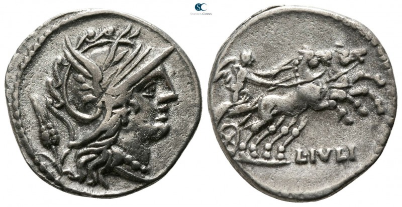 L. Julius. 101 BC. Rome
Denarius AR

16mm., 3,83g.

Helmeted head of Roma r...