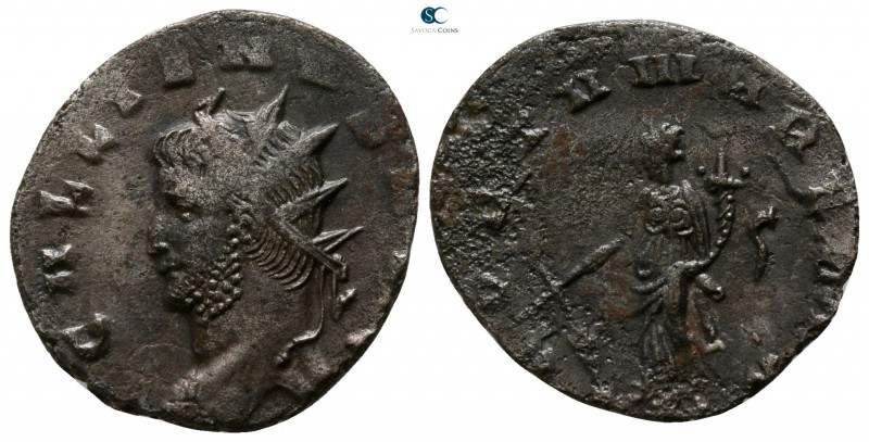 Gallienus AD 253-268. Rome
Antoninianus Æ

17mm., 2,19g.

GALLIENVS AVG, ra...