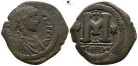 Justinian I. AD 527-565. Struck AD 533-537. Theoupolis (Antioch). 4th officina. Follis Æ