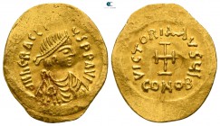 Heraclius AD 610-641. Constantinople. Tremissis AV