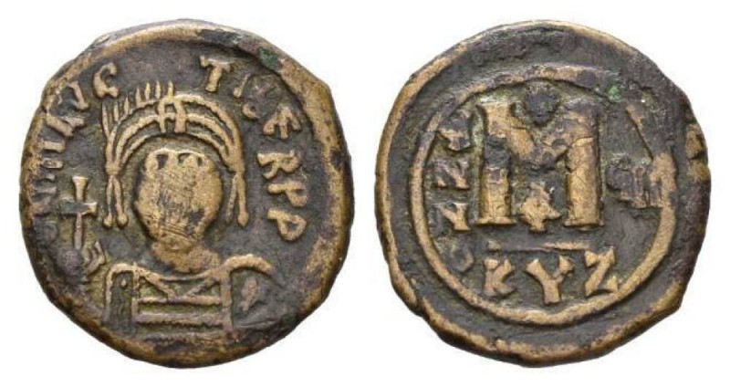 Maurice Tiberiius 582-602 Follis 589 - 590, Æ 26.5mm., 10.51g. D N mAVRI TIbER P...