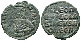 Leo VI the Wise, AD.886-912. AE Follis (25mm, 3.86g). Constantinople mint. +LЄOҺ bAS-ILЄVS Rom. Crowned and draped bust facing, holding akakia. / +LЄO...