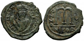 Tiberius II Constantine, AD.578-582. Æ Follis - 40 Nummi (34mm, 17.28g). Nicomedia mint, 1st officina. Dated RY 5. TIb CONS-TANT P P AVG. Facing bust ...