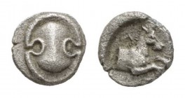 Boeotia, Tanagra Obol Early-mid 4th century, AR 9mm., 0.93g. Boeotian shield / Forepart of horse right within concave circle. BCD Boiotia 294.

good...