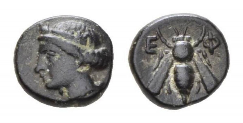 Ionia, Ephesos Bronze Circa 375-325, Æ 10mm., 1.36g. E - Φ.Bee with straight win...
