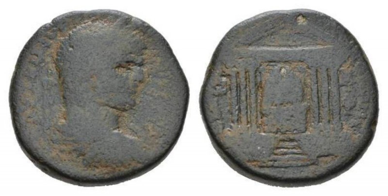 Caracalla, 198-217 Bronze Emesa (Syria) 216-217, Æ 29mm., 31.65g. Laureate, drap...