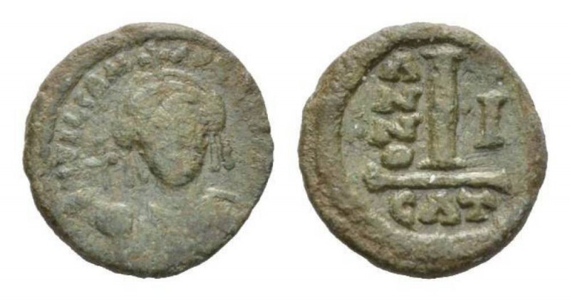 Maurice Tiberius, 582-602 Decanummus Catania 583-584, Æ 16mm., 2.86g. D N MΛVRIC...