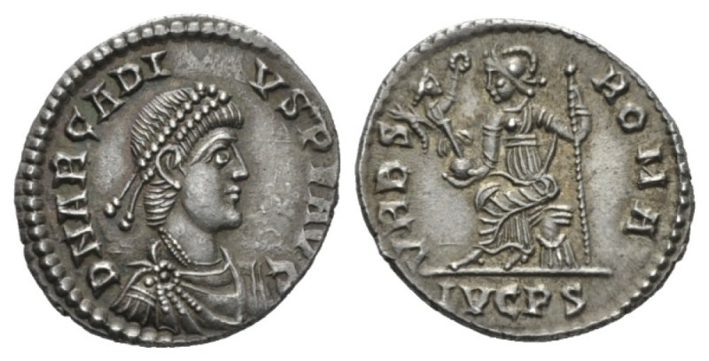 Arcadius, 383-408 Siliqua Lugdunum 388-392, AR 18mm., 2.02g. D N ARCADIVS P F AV...