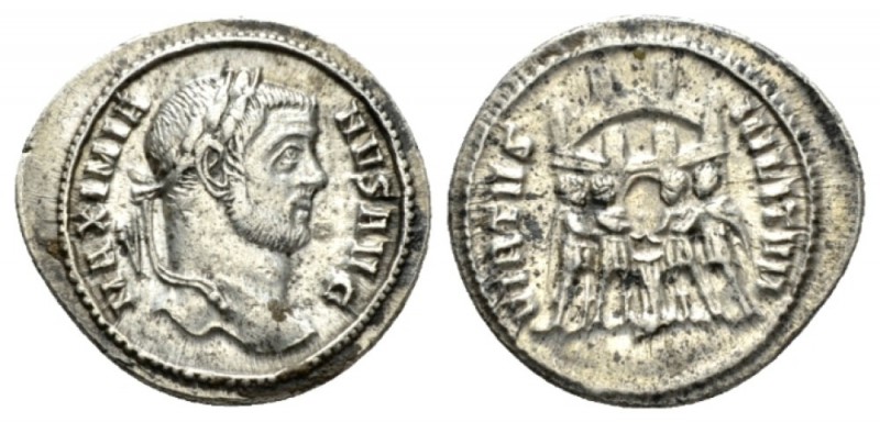Maximianus Herculius, 286-310 Argenteus Rome circa 294, AR 20.5mm., 3.24g. MAXIM...