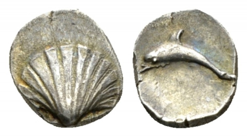Calabria, Tarentum Litra circa 325-280, AR 9.5mm., 0.79g. Cockle shell. Rev. Dol...