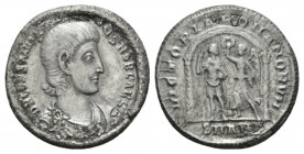 Constantius Gallus caesar, 351-354 Miliarense Antiochia 351-354, AR 22mm., 4.08g. D N CONSTANTI-VS NOB CAES Draped bust r. Rev. VICTORIA ROMANORVM Emp...