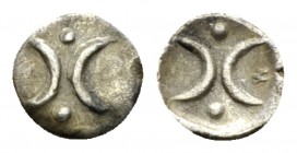 Calabria, Tarentum Hemiobol circa 280-228, AR 8mm., 0.23g. Two crescents back-to-back; above and below, pellet. Rev. Two crescents back-to-back; above...