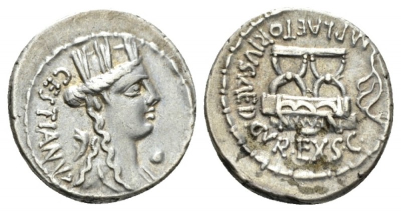 M. Plaetorius M.f. Caestianus. Denarius circa 67, AR 18mm., 4.10g. CESTIANVS Bus...