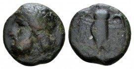 Lucania, Velia Bronze IV-III cent, Æ 16.5mm., 4.40g. Laureate head of Zeus l. Rev. Owl standing facing, wings spread. Historia Numorum Italy 1326. SNG...