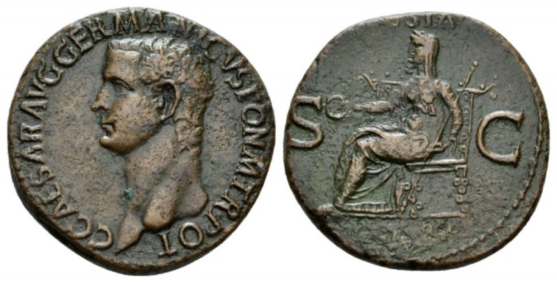 Gaius, 37-41 As circa 40-41, Æ 28mm., 11.40g. C CAESAR DIVI AVG PRON AVG P M TR ...