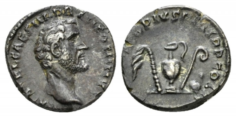 Antoninus Pius, 138-161 Denarius circa 139, AR 17.5mm., 3.16g. Laureate head r. ...