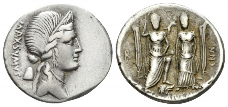 Egnatius Cn. f. Cn. n. Maxumus Denarius circa 75, AR 19mm., 3.81g. MAXSVMVS Laur...