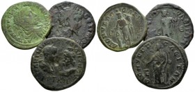 Moesia, Dionysopolis Septimius Severus, 193-211 Lot of three coins circa, Æ 20mm., 28.7g. Lot of three coins: S. Severus, Elagbalus and Gordian III.
...