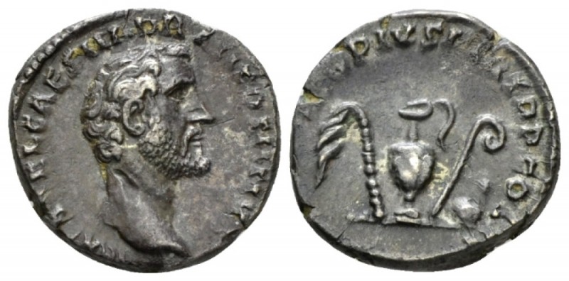 Antoninus Pius, 138-161 Denarius circa 139, AR 17.5mm., 3.16g. Laureate head r. ...