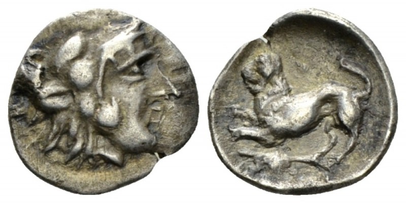 Lucania, Heraclea Diobol circa 432-420, AR 12mm., 0.99g. Head of Herakles r., we...