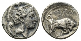 Lucania, Thurium Triobol circa 400-350, AR 11.5mm., 1.12g. Helmeted head of Athena r. Rev. Bull butting r.; in exergue, fish r. Historia Numorum Italy...