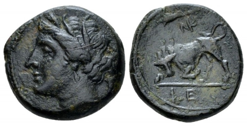 Sicily, Hieron II, 275-215. Syracuse Bronze circa 275-269, Æ 15mm., 4.46g. Wreat...