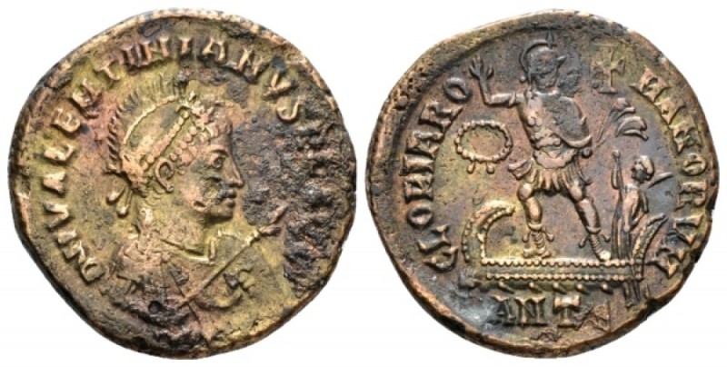 Valentinian II, 375-392 Follis circa 378-383, Æ 22mm., 5.99g. Valentinian II, 37...