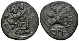 Heraclius, 610-641 Follis Siracusa 632-640, Æ 31mm., 10.53g. Facing busts of Heraclius bearded and Heraclius Constantine, beardless, both wearing crow...