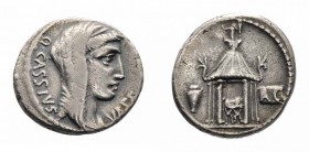 Monete Romane Repubblicane - Roman republican coins 
Denaro al nome Q.CASSIVS databile al 55 a.C. - Zecca: Roma - gr. 3,82) (Bab. (Cassia) n. 9) (Cra...