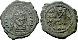 MAURICE TIBERIUS (582-602). Follis. Constantinople. Dated RY 10 (592/3).