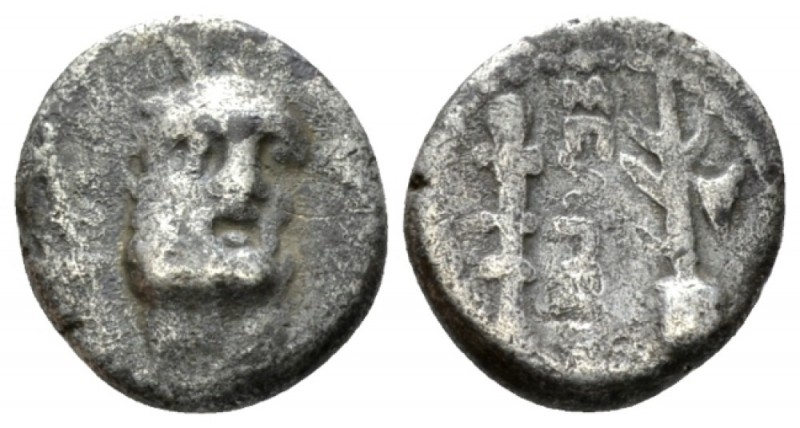 Pisidia, Selge Triobol II-I cent., AR 13mm., 2.19g. Head of Heracles facing, sli...