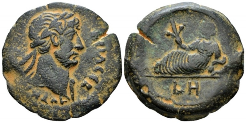 Egypt, Alexandria Hadrian, 117-138 Drachm circa 123-124 (year 8), Æ 35mm., 17.23...