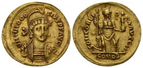 Theodosius II, 402-450 Solidus Constantinopolis 108-420, AV 21mm., 4.52g. Helmeted, pearl-diademed and cuirassed bust three-quarters facing, holding s...