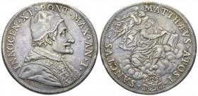 Rome, Innocenzo XI (Benedetto Odescalchi), 1676-1689. Piastra Anno I, AR 45mm., 31.67g. INNOCEN XI PONT MAX AN I Busto a d. con camauro, mozzetta e co...