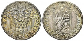 Rome, Innocenzo XI (Benedetto Odescalchi), 1676-1689. Testone Anno I, AR 33mm., 9.53g. INNOCEN·XI·PONT·MAX·AN·I· Stemma sormontato da triregno e chiav...