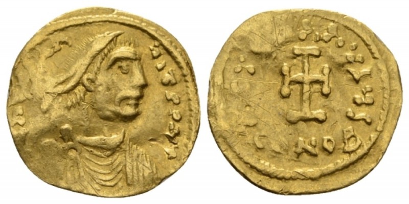 Constans II, 641-678. Tremissis Constantinopolis 641-668, AV 16mm., 1.38g. Diade...