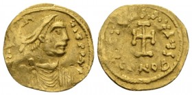 Constans II, 641-678. Tremissis Constantinopolis 641-668, AV 16mm., 1.38g. Diademed, draped and cuirassed bust r. Rev. Cross potent. DO 45. MIB 51. Se...