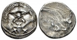 Etruria, Populonia 20 asses circa 320-280, AR 22.5mm., 8.65g. Gorgoneion. Rev. popvl (?). ECC 37.197 (this coin). Historia Numorum Italy 142.

Attra...