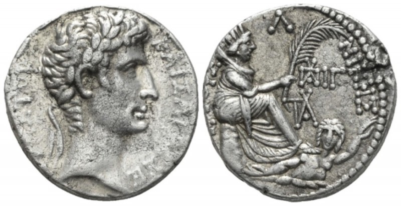 Octavian as Augustus, 27 BC – 14 AD Tetradrachm Antiochia 2-1 BC, AR 25mm., 15.4...