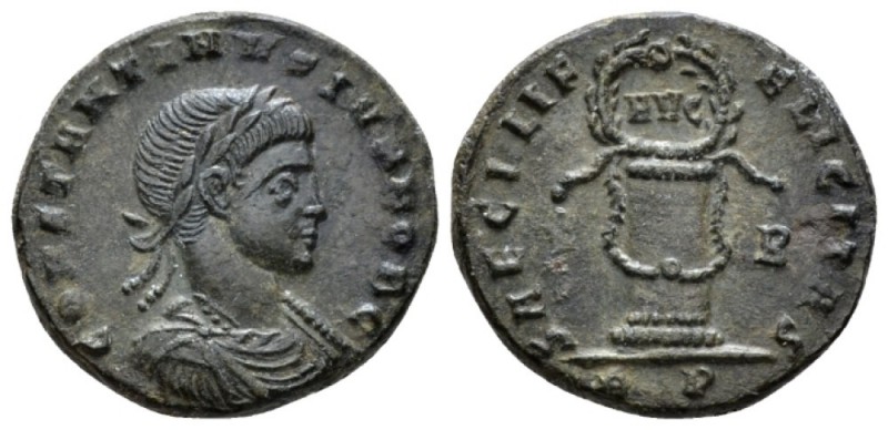 Constantine II Caesar, 316-337. Follis Rome circa 318-319, Æ 18mm., 3.74g. Laure...