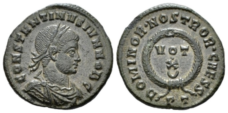 Constantine II Caesar, 316-337. Follis Ticinum circa 322, Æ 19mm., 2.65g. circa ...