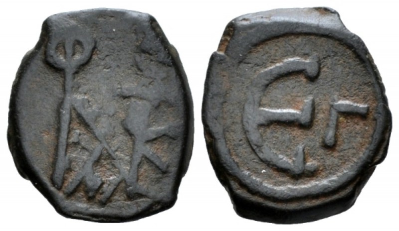 Justin II, 565-578. Pentanummium Nicomedia 565-578, Æ 16mm., 2.07g. Monogram. Re...