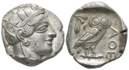Attica, Athens Tetradrachm circa 440-430, AR 25mm., 17.18g. Attica, Athens Tetradrachm 440-430, AR 24mm, 17.18g. Head of Athena r., wearing crested he...