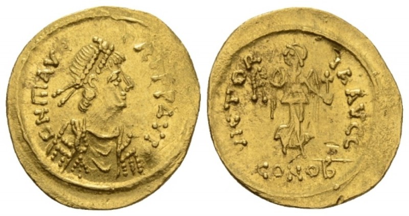 Maurice Tiberius 582-602. Semissis Constantinople circa 583-602, AV 18mm., 2.23g...