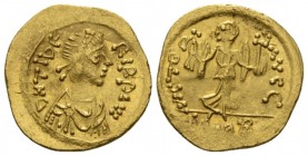 Maurice Tiberius 582-602. Semissis Alexandria (?) circa 583-602, AV 18mm., 2.24g. Diademed, draped, and cuirassed bust r. Rev. Victory advancing r., h...